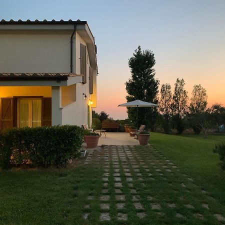 Bed And Breakfast Country Cottage Civitavecchia Eksteriør billede